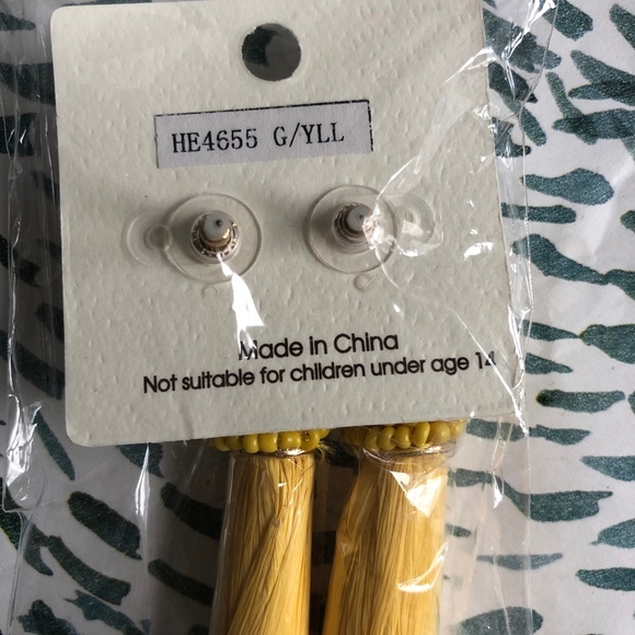 Core Yellow Beaded Tassel Earrings - Picture 4 of 4